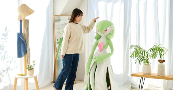 Pokémon Center Unveils Stunning Life-Size Gardevoir Plush You Can Own